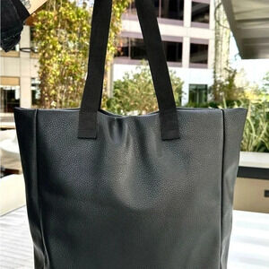 NWT Large Tote Handbag PU Leather Women